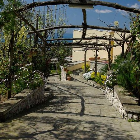 ماسّا لوبْرينسِ Villa Romantica المظهر الخارجي الصورة