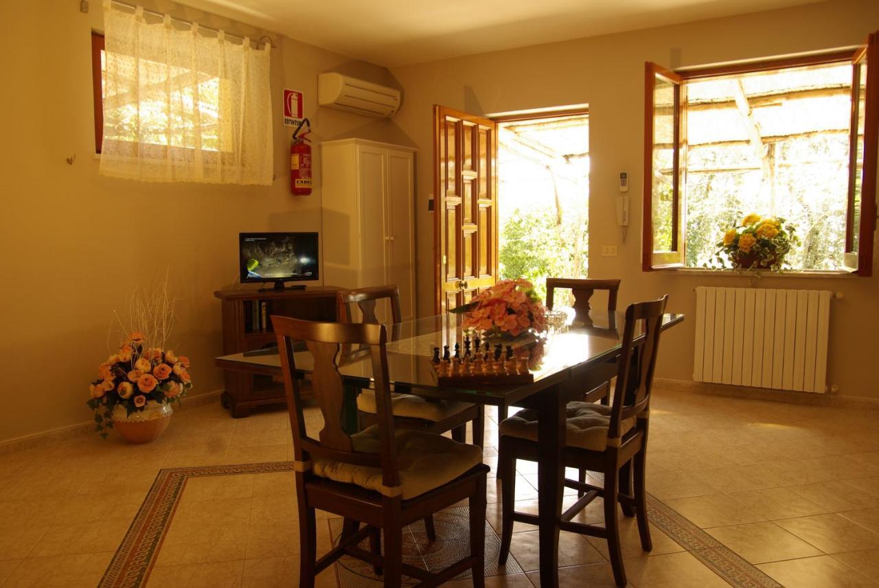 ماسّا لوبْرينسِ Villa Romantica المظهر الخارجي الصورة