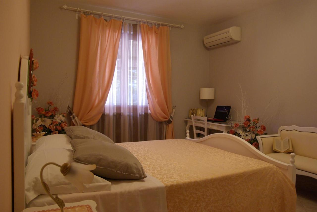 ماسّا لوبْرينسِ Villa Romantica المظهر الخارجي الصورة