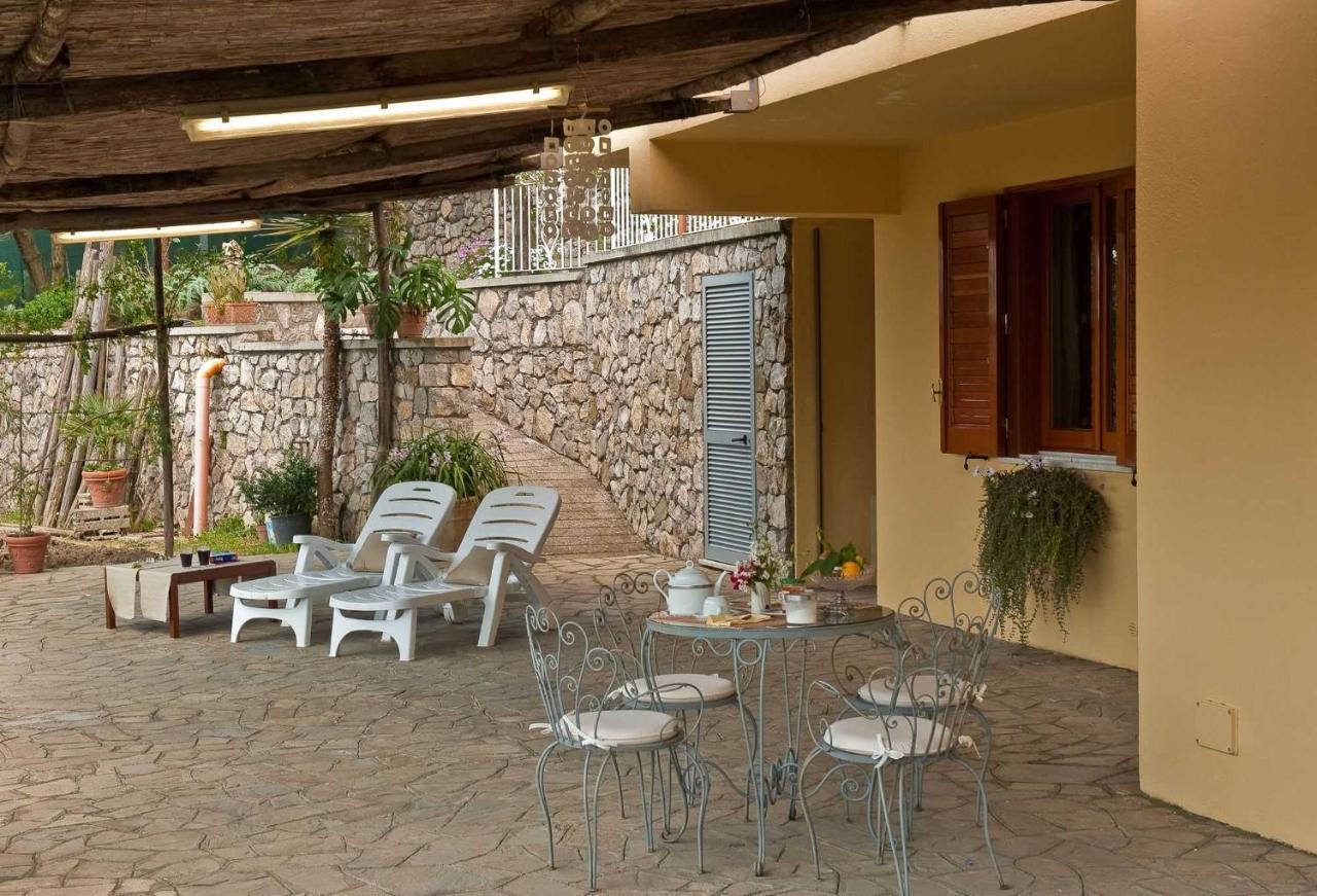 ماسّا لوبْرينسِ Villa Romantica المظهر الخارجي الصورة