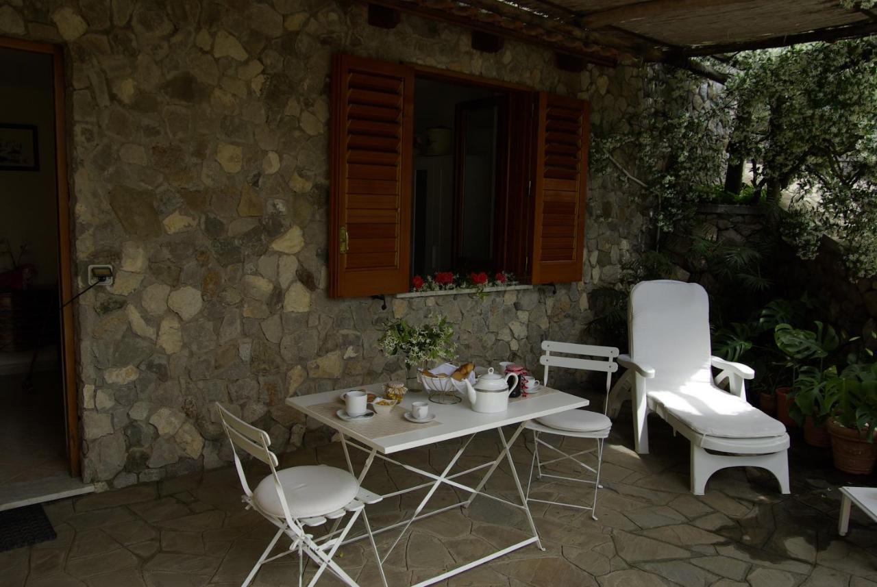 ماسّا لوبْرينسِ Villa Romantica المظهر الخارجي الصورة